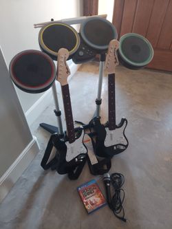 Rock Band 4 bundle PS4 PS5 Rockband Guitar Hero