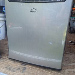 Walsh Mini Fridge 1.7 Cubic Feet
