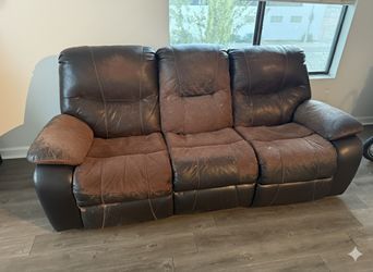 FREE FOR PICKUP - 3-Seat Reclining Sofa.