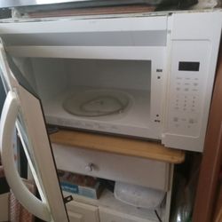 Whirlpool Microwave , With Vent Fans