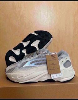 Adidas Yeezy Boost 700 V2 Static EF2829 Size 7.5 Brand New