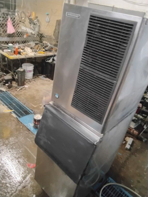Hayasaki Ice Machine