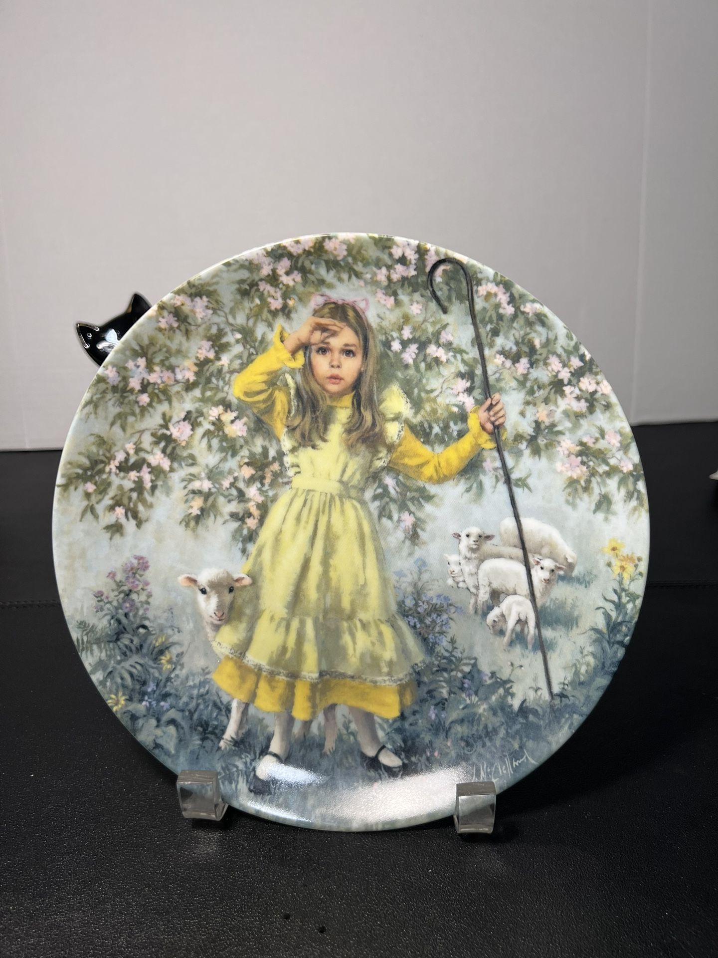 RECO International 1983 5th Issue Mother Goose Plate Little Bo Peep, 8.5”