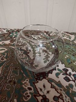 Glass round vase