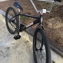 Throne Bike 