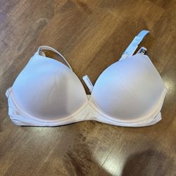 Brand New With Tags Women’s Victoria’s Secret Nursing Bra Shipping Available