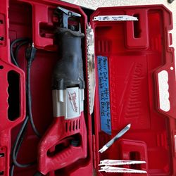 Milwaukee Sawzall Model 6519-30