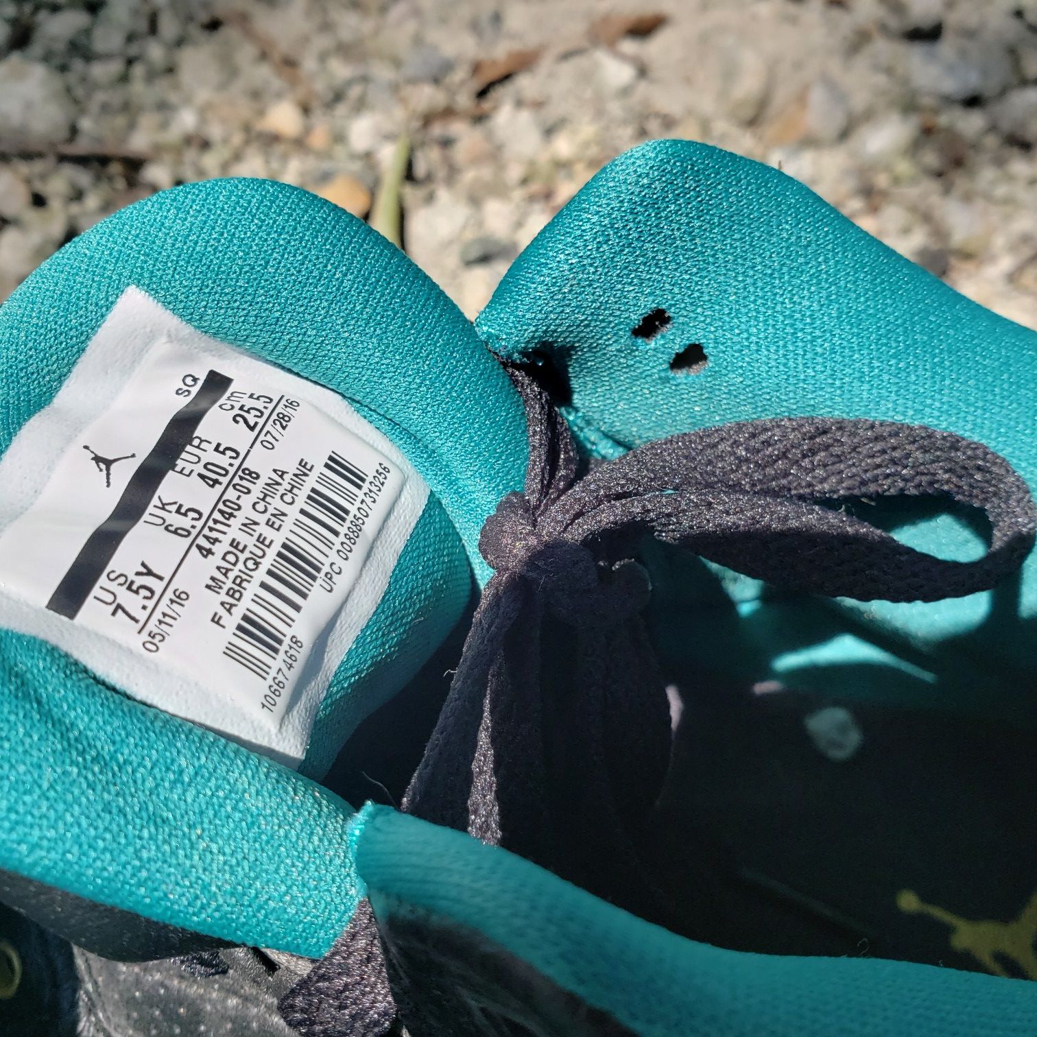 Air Jordan 3s (black & teal)