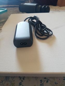 65W onn (Wal-Mart) Laptop AC Adapter w/various Tips To Fit Your Laptop
