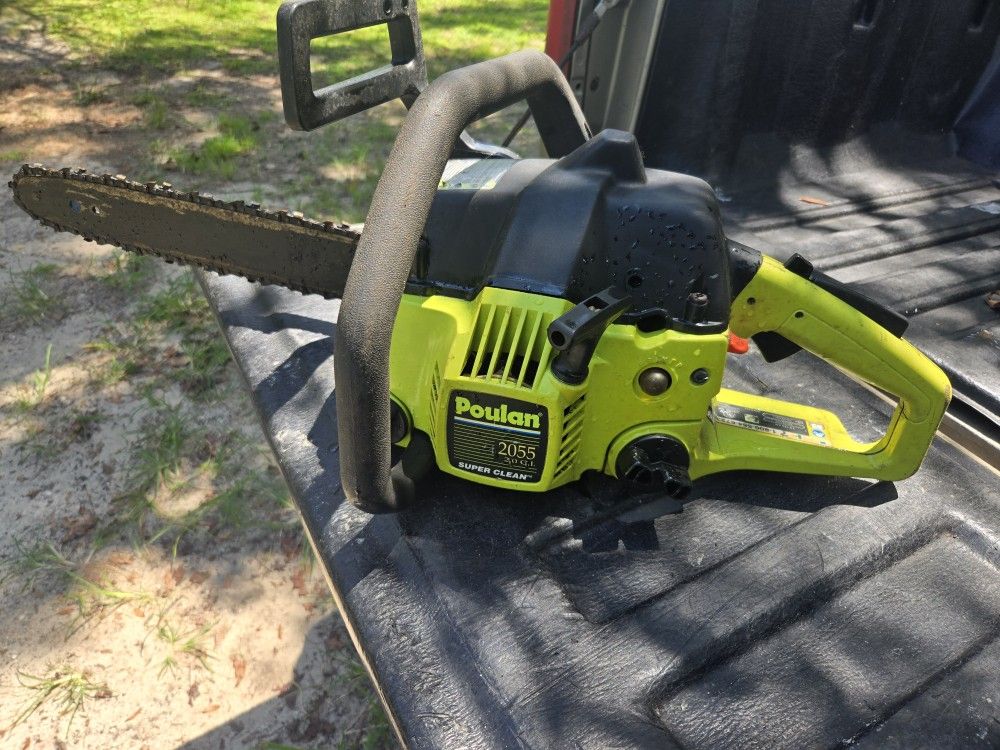 Poulan Chain Saw