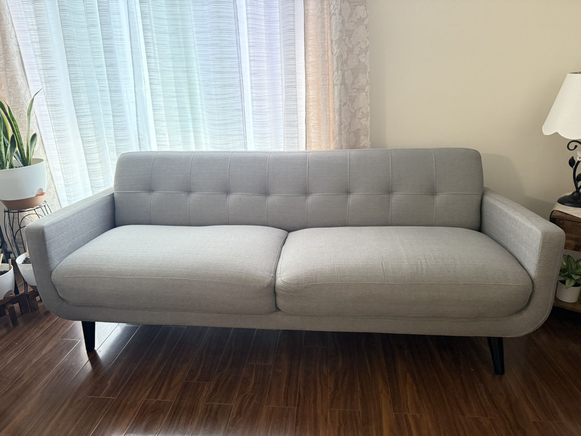 Modern Gray Tufted Sofa – 80” Mid-Century Style