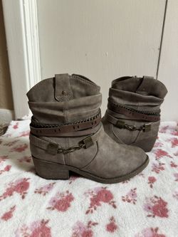 Botas