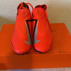 NIKE PHANTOM 