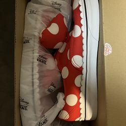 Minnie Mouse Bow Vans