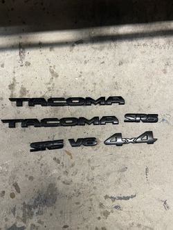 2022 Toyota Tacoma Bumper And Badges