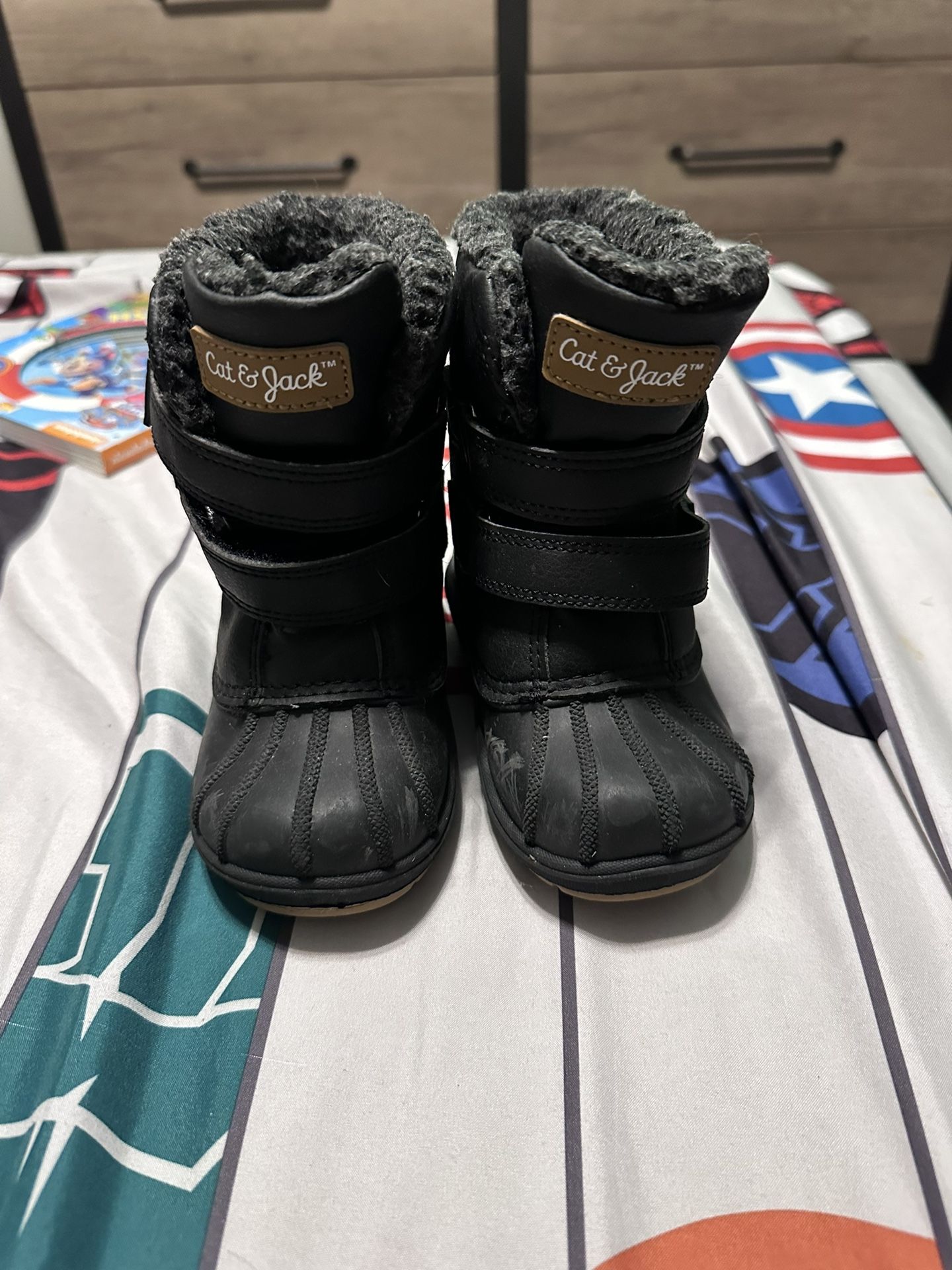Cat and Jack Snow boots- Toddler