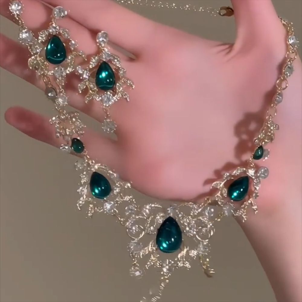 Heavy industry diamond-encrusted water drop necklace