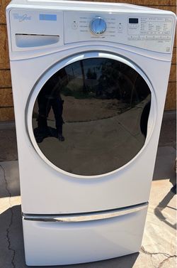Whirlpool Front Load Washing Machine