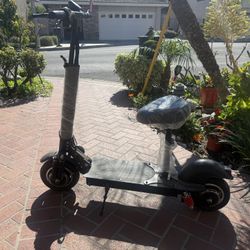 Brand New Folding Electric Scooter with Large Wheels, Powerful 48v 1000w Motor Blue