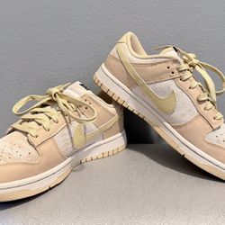 Nike Dunk Low Women's Size 8