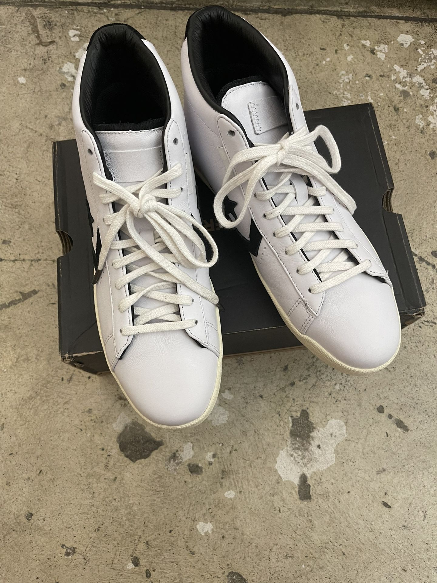 CONVERSE PRO LEATHER x Trash Talk - 146738C US9.5 NWB