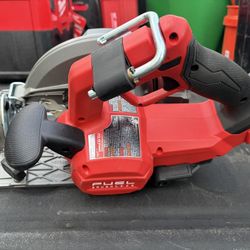 Milwaukee Circular Saw