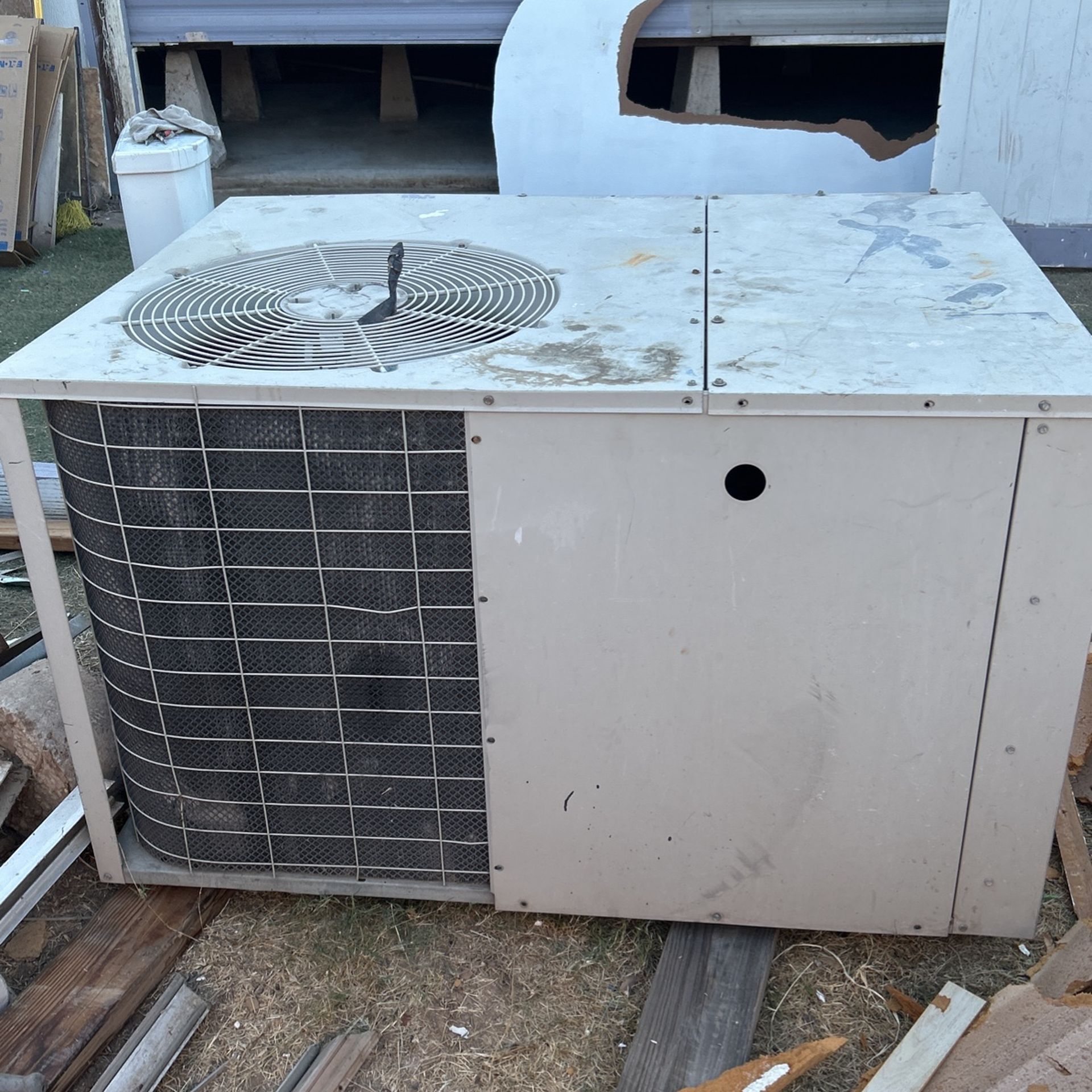 AC package Unit Nordyne Ton