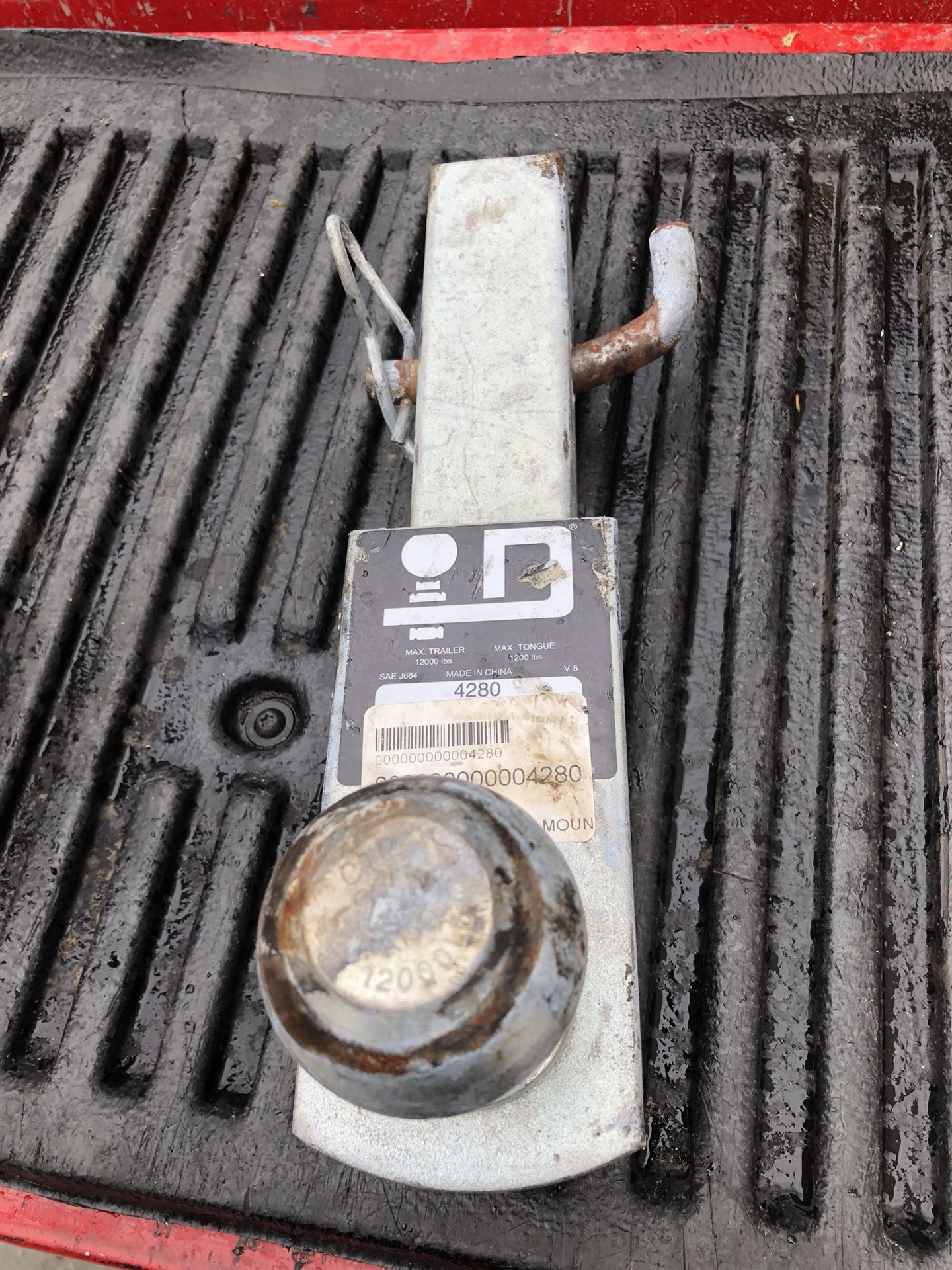 Tow hitch