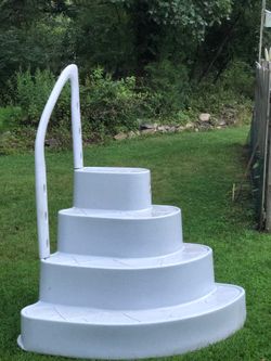 Above ground pool white Wedding cake pool ladder