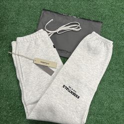 Essential Sweat Pants 
