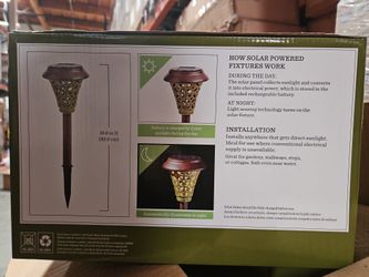 Ceramic path light
