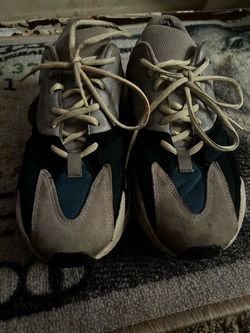 Adidas Yeezy Boost 700 Wave Runner Sneakers