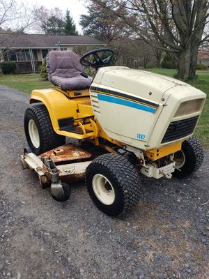 Photo Cub Cadet 1882 with power steering and hydraulic deck