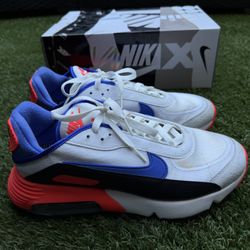 Nike Air Max 2090 Size 9.5
