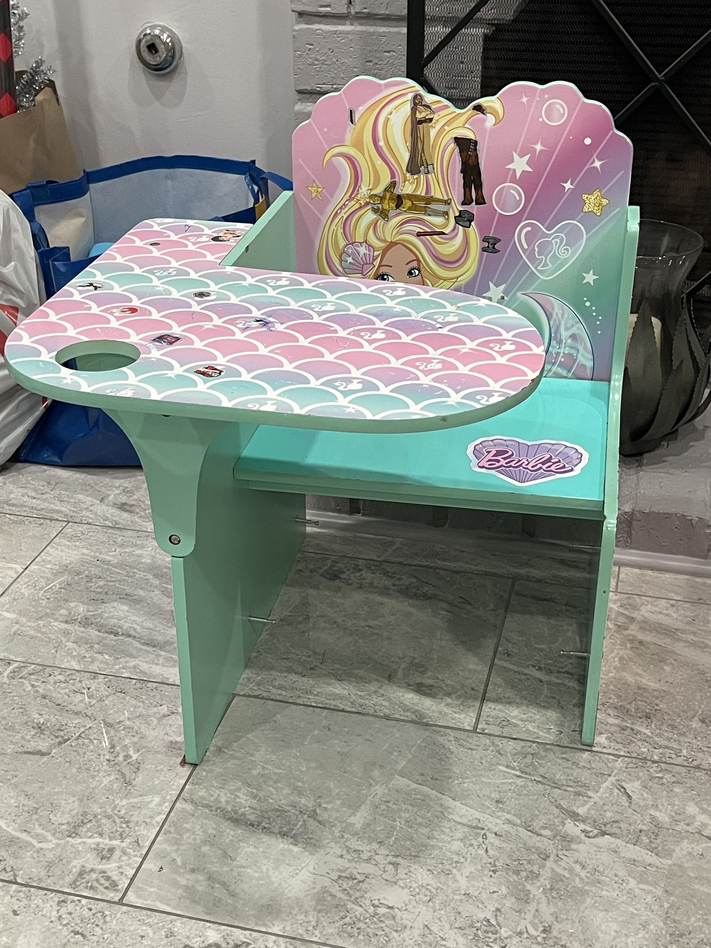 Barbie seat desk