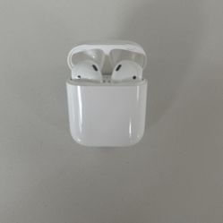 1st Generation Apple AirPods 