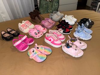 Size 4-5 toddler shoes