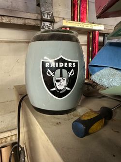 Raiders warmer