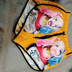 Ladies Shorts Size S 