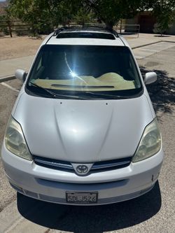 2004 Toyota Sienna