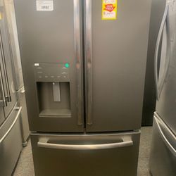 GE GYE18JMLES 17.5-cu ft Counter-Depth French Door Refrigerator 8V K