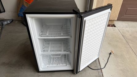 Free Freezer - Arctic King 3.0 Cu ft Upright Freezer
