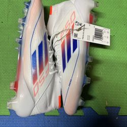 Adidas F50 Men’s Size 7 Women’s 8.5 Brand New 