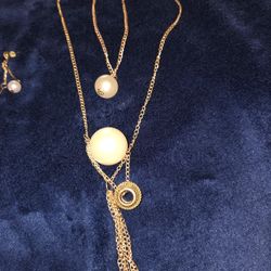 Long Pearl Gold Necklace And Earrings 