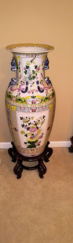 LARGE CERAMIC VASE