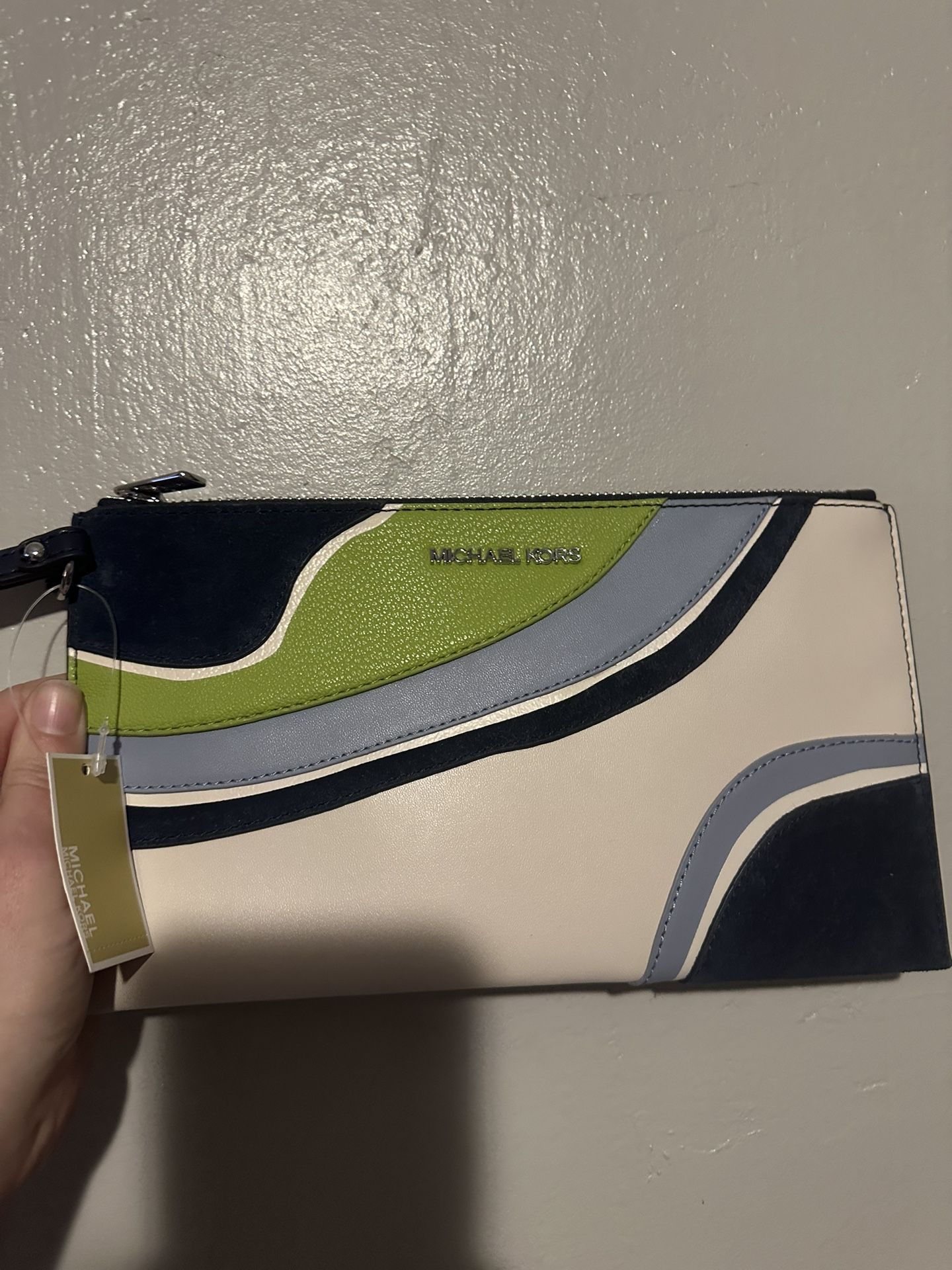 NWT Michael Kors Wristlet