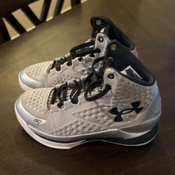 Steph Curry basketball Shoes Boys 13C