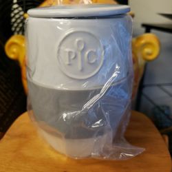 Pampered Chef•NIB•Ceramic Egg Cooker