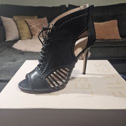 AVEC LES FILLES-Size 9.5