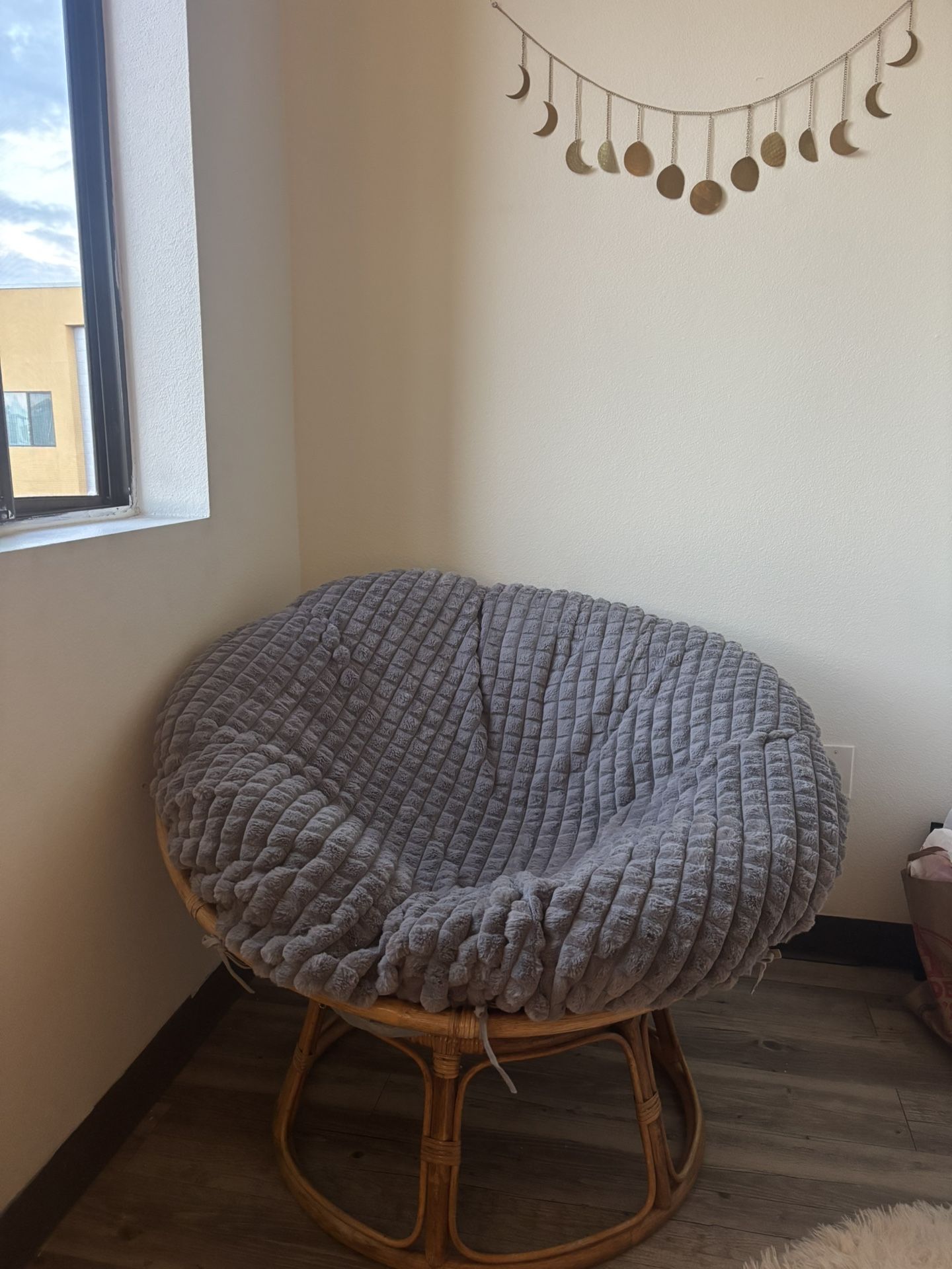 Papasan Chair